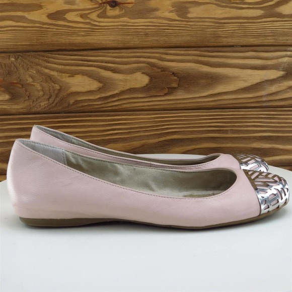 BCBGeneration Size 6 Flat Shoes Pink Leather Women M - Picture 6 of 12